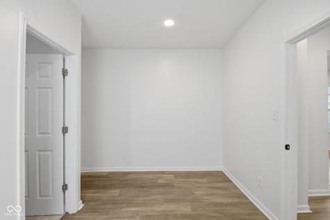 254 N Holmes Avenue Indianapolis IN 46222
