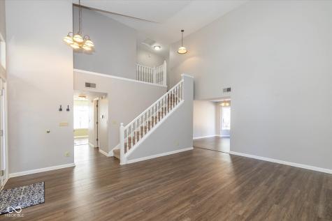 5818 Common Circle Indianapolis IN 46220