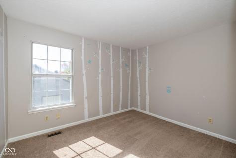 5818 Common Circle Indianapolis IN 46220