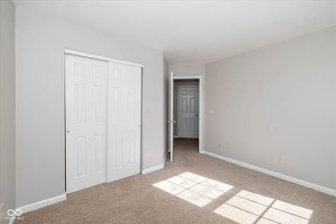 5818 Common Circle Indianapolis IN 46220