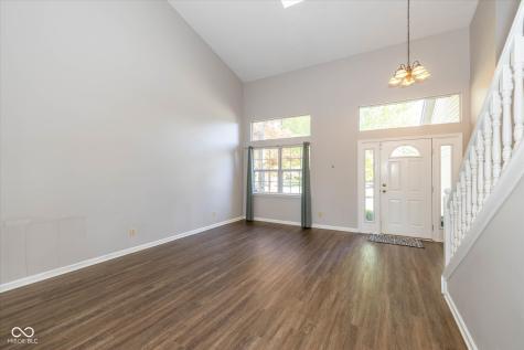 5818 Common Circle Indianapolis IN 46220