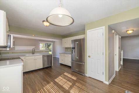 5818 Common Circle Indianapolis IN 46220