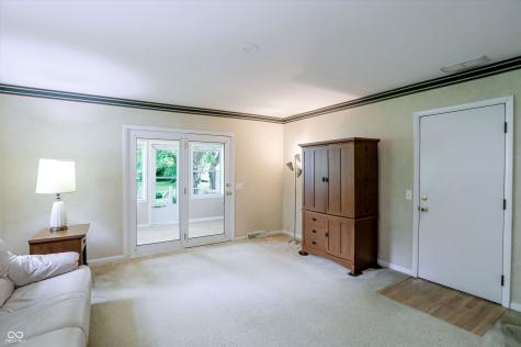 1225 E 105th Street Indianapolis IN 46280