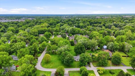 1225 E 105th Street Indianapolis IN 46280