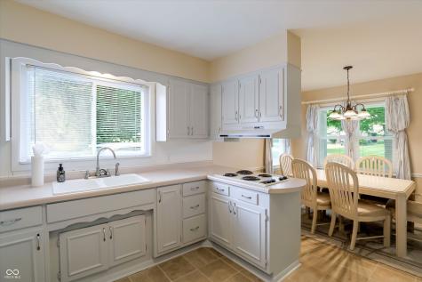 1225 E 105th Street Indianapolis IN 46280