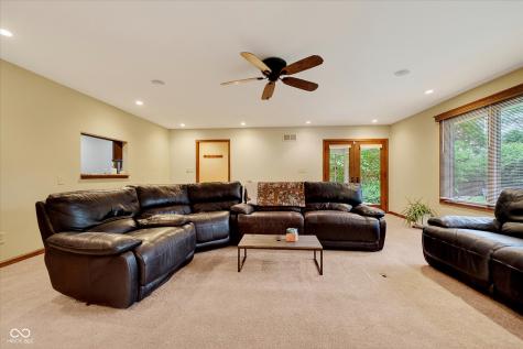 1915 Winding Ridge Avenue Indianapolis IN 46217