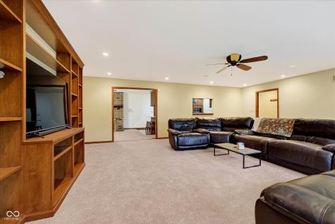 1915 Winding Ridge Avenue Indianapolis IN 46217