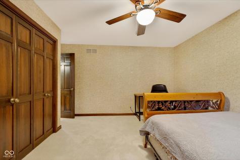 1915 Winding Ridge Avenue Indianapolis IN 46217