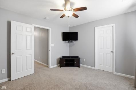 18195 Pennsy Way Westfield IN 46074