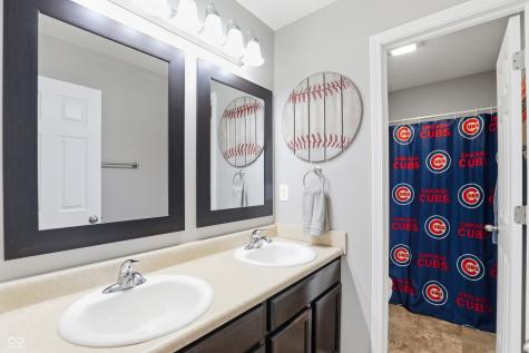 18195 Pennsy Way Westfield IN 46074