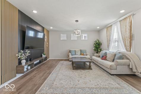 2729 Penn Avenue Plainfield IN 46168