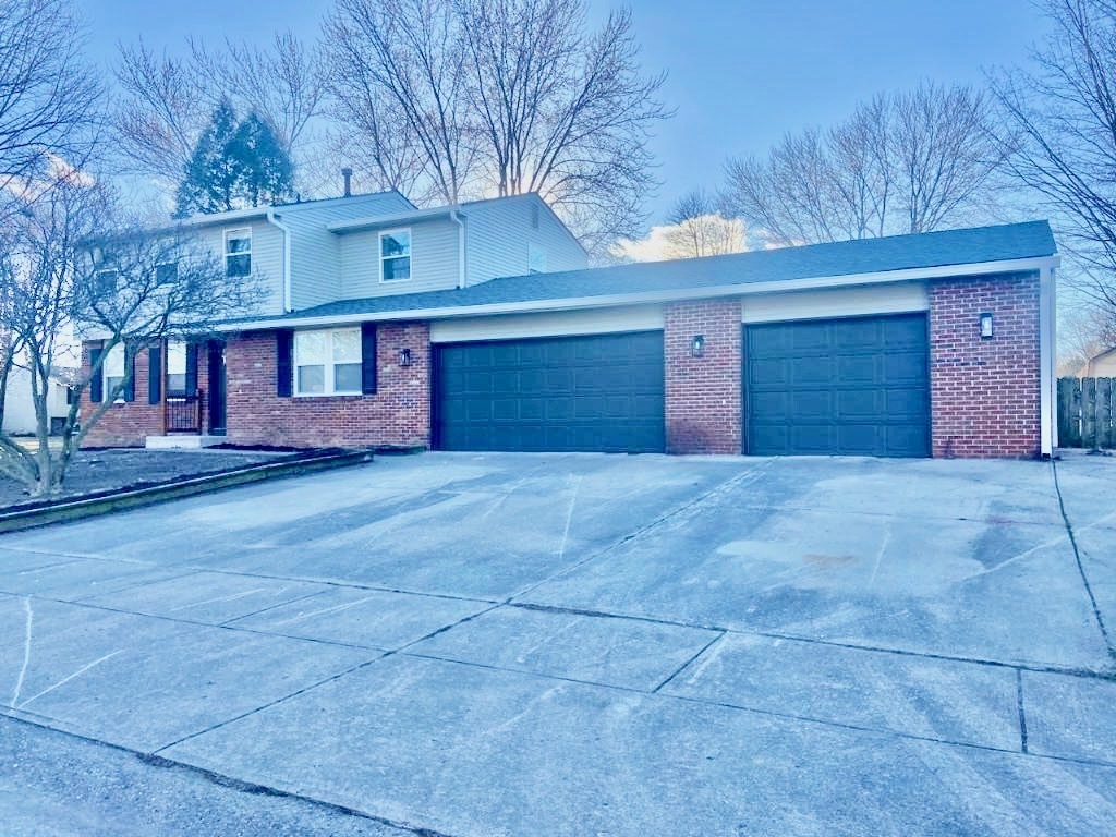 304 Broken Arrow Circle Indianapolis IN 46234