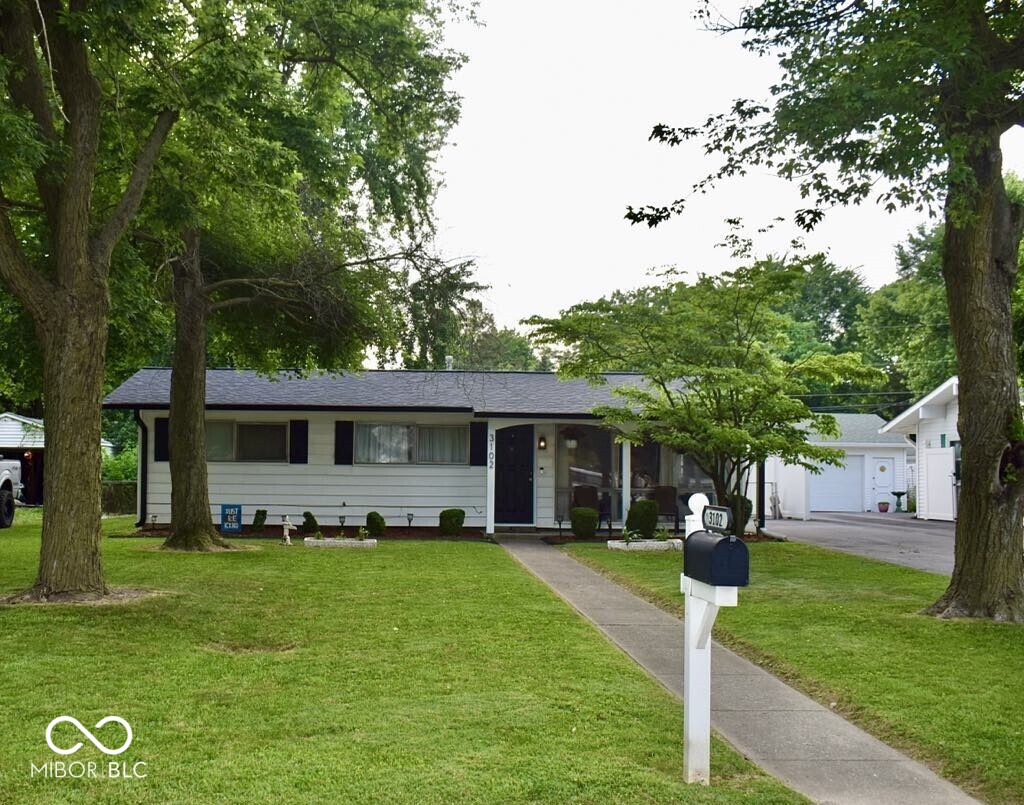 3102 Davis Drive Indianapolis IN 46221