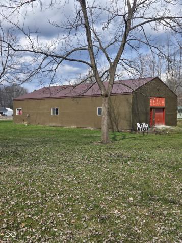 5390 N Clay Street Butlerville IN 47223