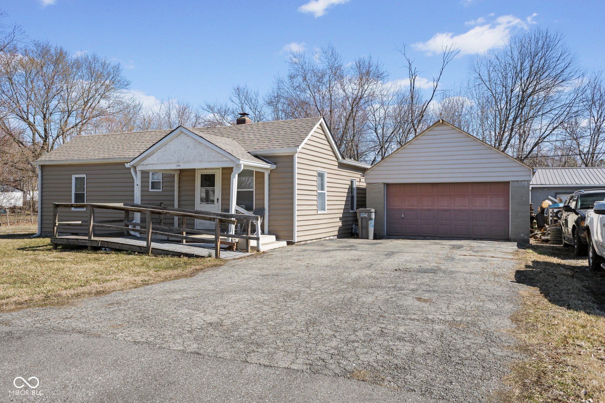 1205 S Dequincy Street Indianapolis IN 46203
