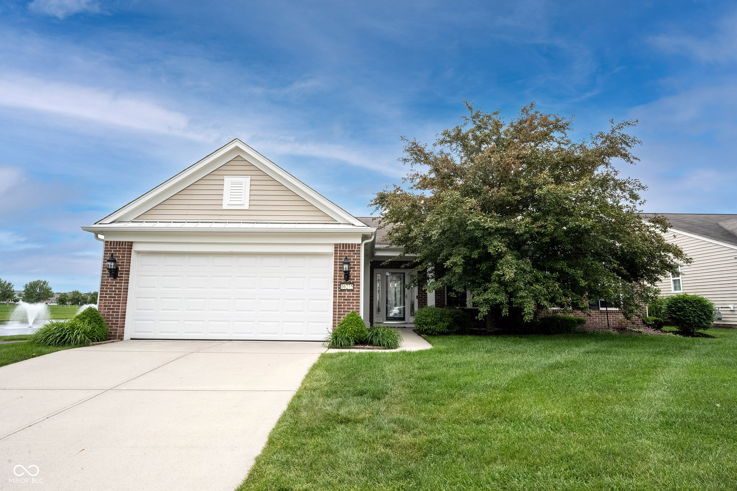 16275 Oakford Trail Fishers IN 46037