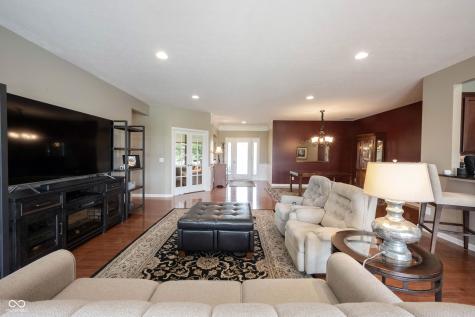 16275 Oakford Trail Fishers IN 46037
