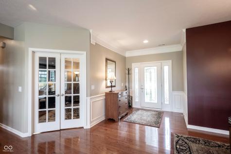 16275 Oakford Trail Fishers IN 46037