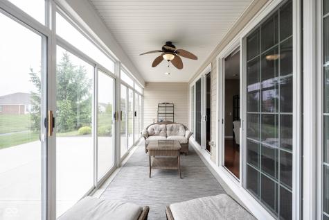 16275 Oakford Trail Fishers IN 46037