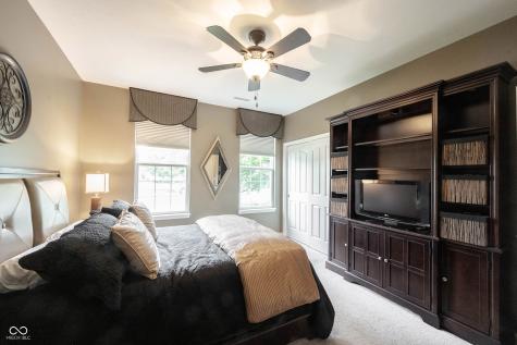 16275 Oakford Trail Fishers IN 46037