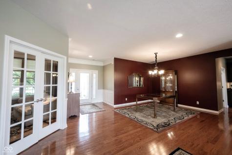 16275 Oakford Trail Fishers IN 46037