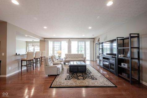 16275 Oakford Trail Fishers IN 46037