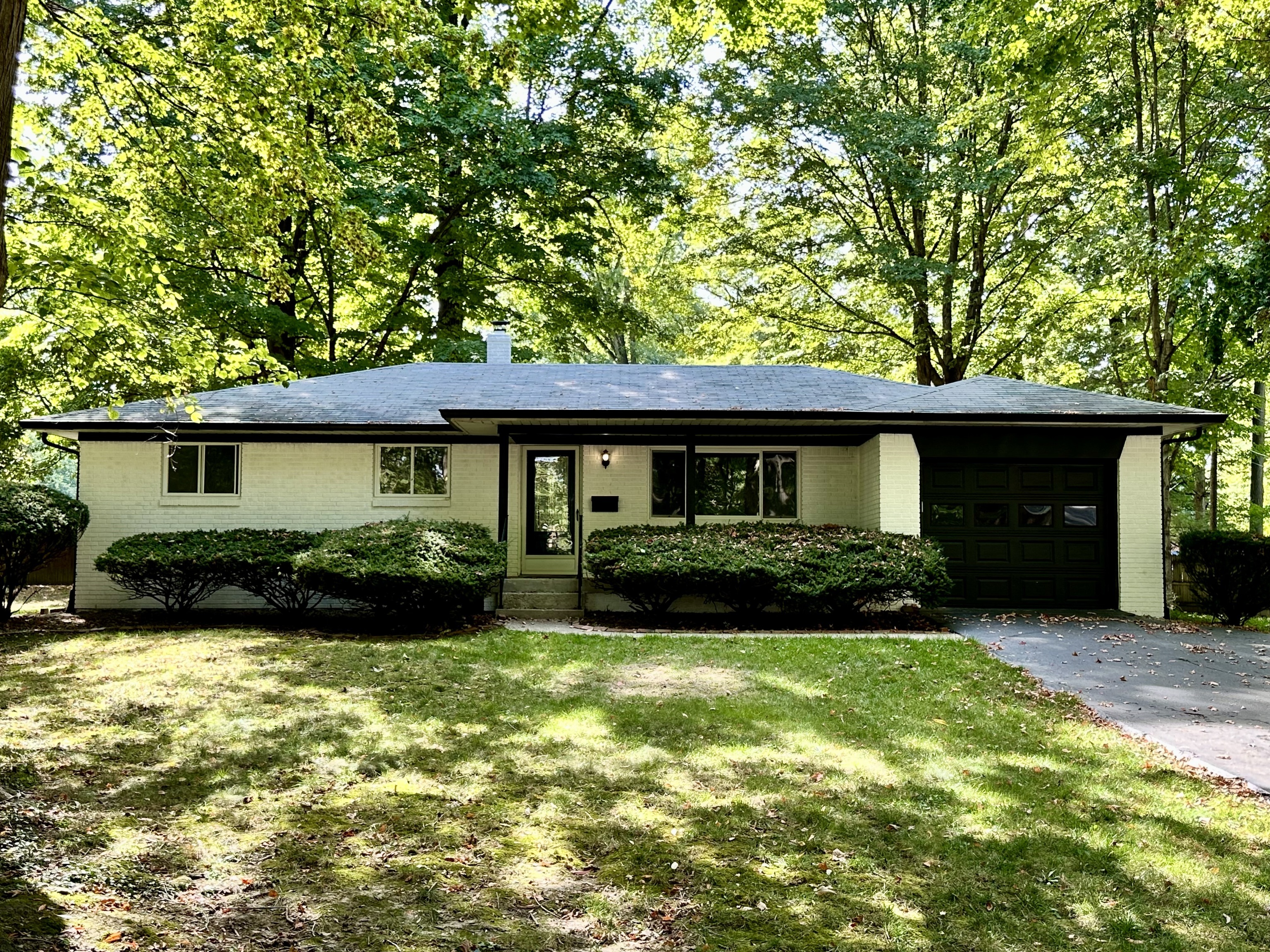 3724 Woodale Road Indianapolis IN 46234