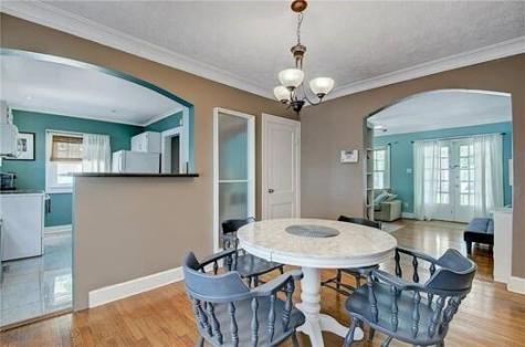 144 W 49th Street Indianapolis IN 46208