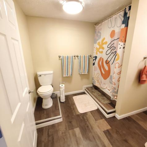 144 W 49th Street Indianapolis IN 46208