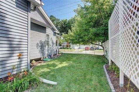 144 W 49th Street Indianapolis IN 46208
