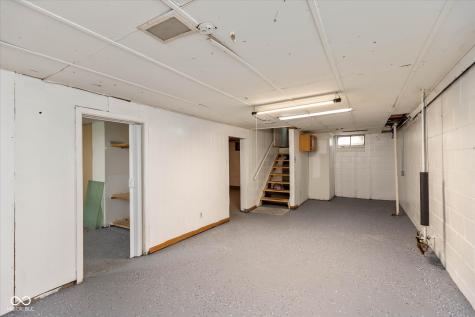 5421 E 21st Street Indianapolis IN 46218
