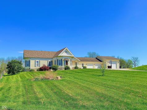 15241 E Jackson Road Hope IN 47246