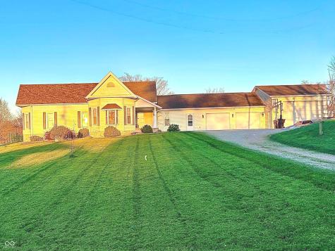 15241 E Jackson Road Hope IN 47246
