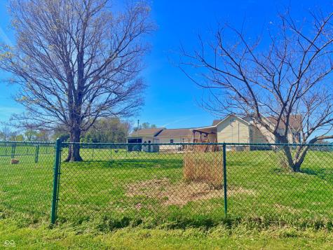 15241 E Jackson Road Hope IN 47246
