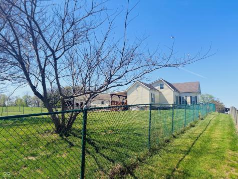 15241 E Jackson Road Hope IN 47246