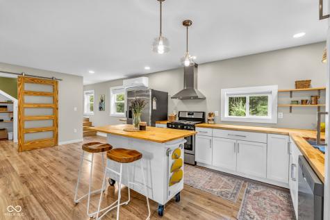 11631 Hickory Nut Road Cloverdale IN 46120