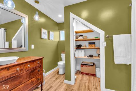 11631 Hickory Nut Road Cloverdale IN 46120