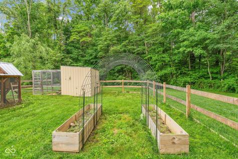 11631 Hickory Nut Road Cloverdale IN 46120