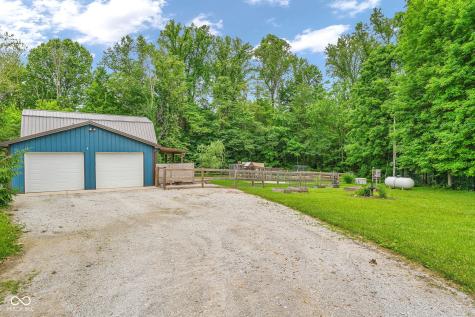 11631 Hickory Nut Road Cloverdale IN 46120
