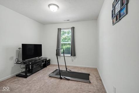 6459 Pinebark Place Indianapolis IN 46217