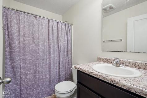 6459 Pinebark Place Indianapolis IN 46217