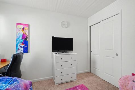 6459 Pinebark Place Indianapolis IN 46217