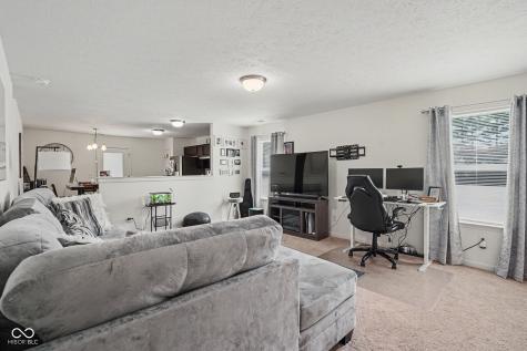 6459 Pinebark Place Indianapolis IN 46217