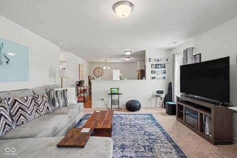 6459 Pinebark Place Indianapolis IN 46217
