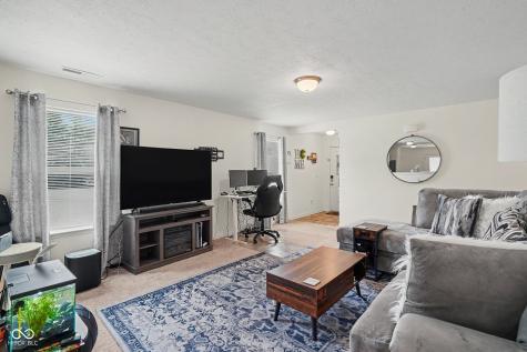 6459 Pinebark Place Indianapolis IN 46217