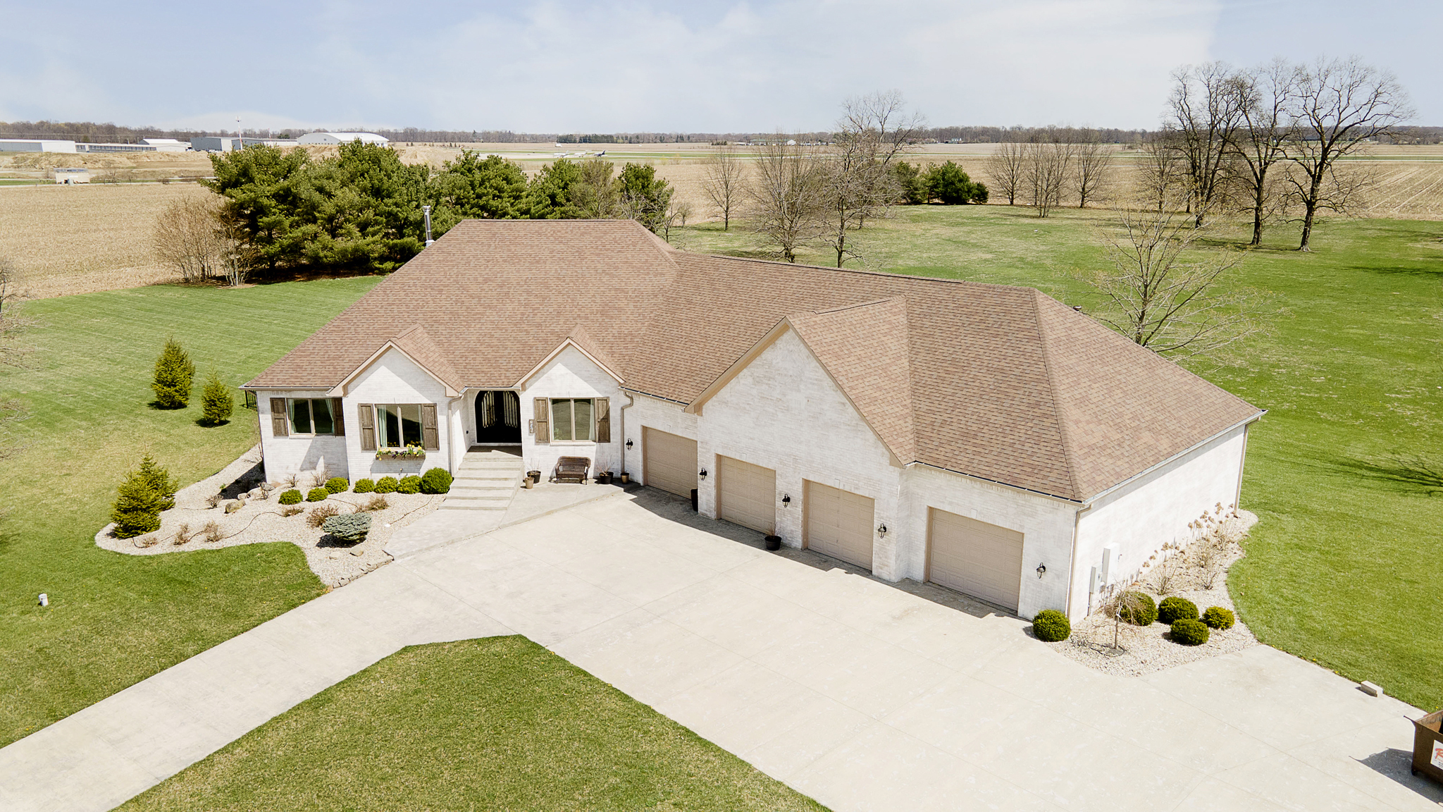 645 S 1100 E Zionsville IN 46077
