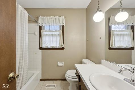 117 Meadow Lane Fishers IN 46038