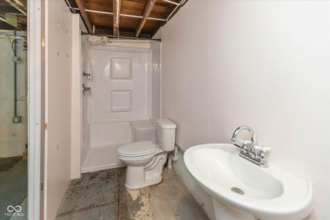 1210 Shannon Avenue Indianapolis IN 46201