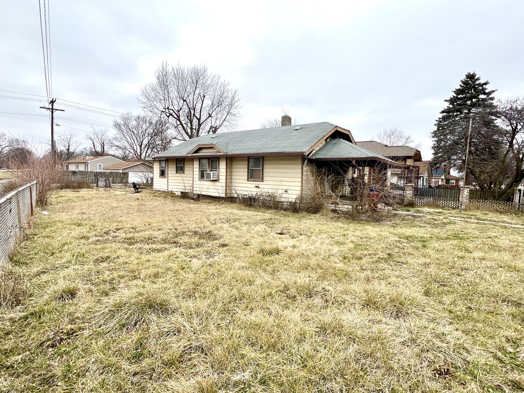 902 N Somerset Avenue Indianapolis IN 46222