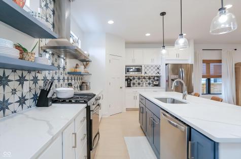 2043 Columbia Avenue Indianapolis IN 46202